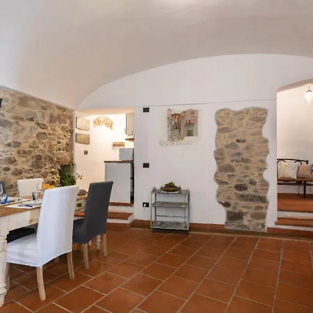 Adelasia By Interhome Appartement Cisano sul Neva